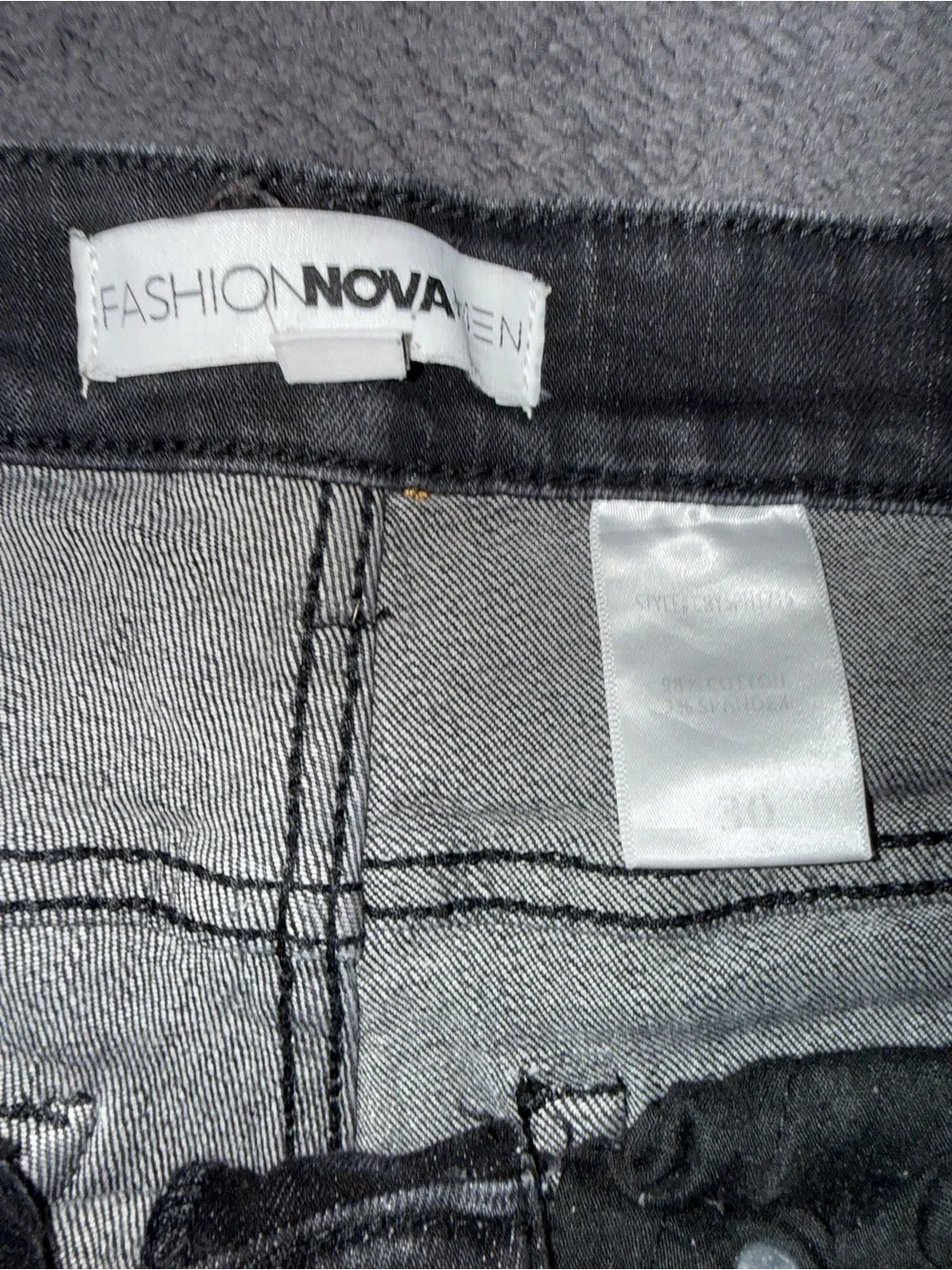 Men's Distressed Black Paint-Splash Skinny Jeans